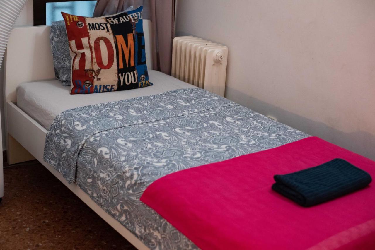 Eixample Private Rooms 巴塞罗那 外观 照片